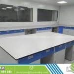 Bàn thí nghiệm trung tâm không có kệ