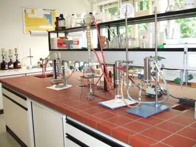 Phòng thí nghiệm hóa học đại cương ngày nay